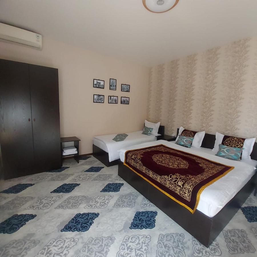 Old Safari Golden Location Guest House Buchara Buitenkant foto