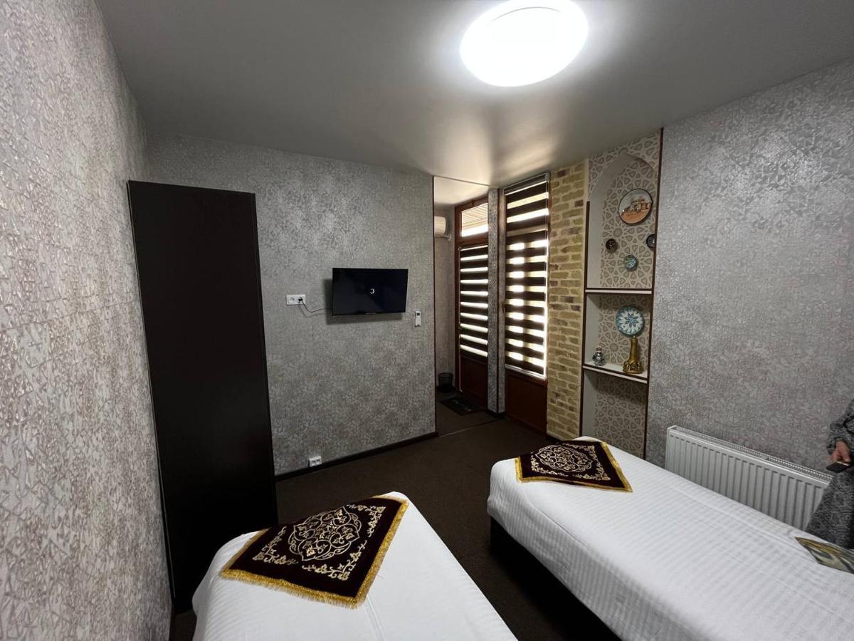 Old Safari Golden Location Guest House Buchara Buitenkant foto