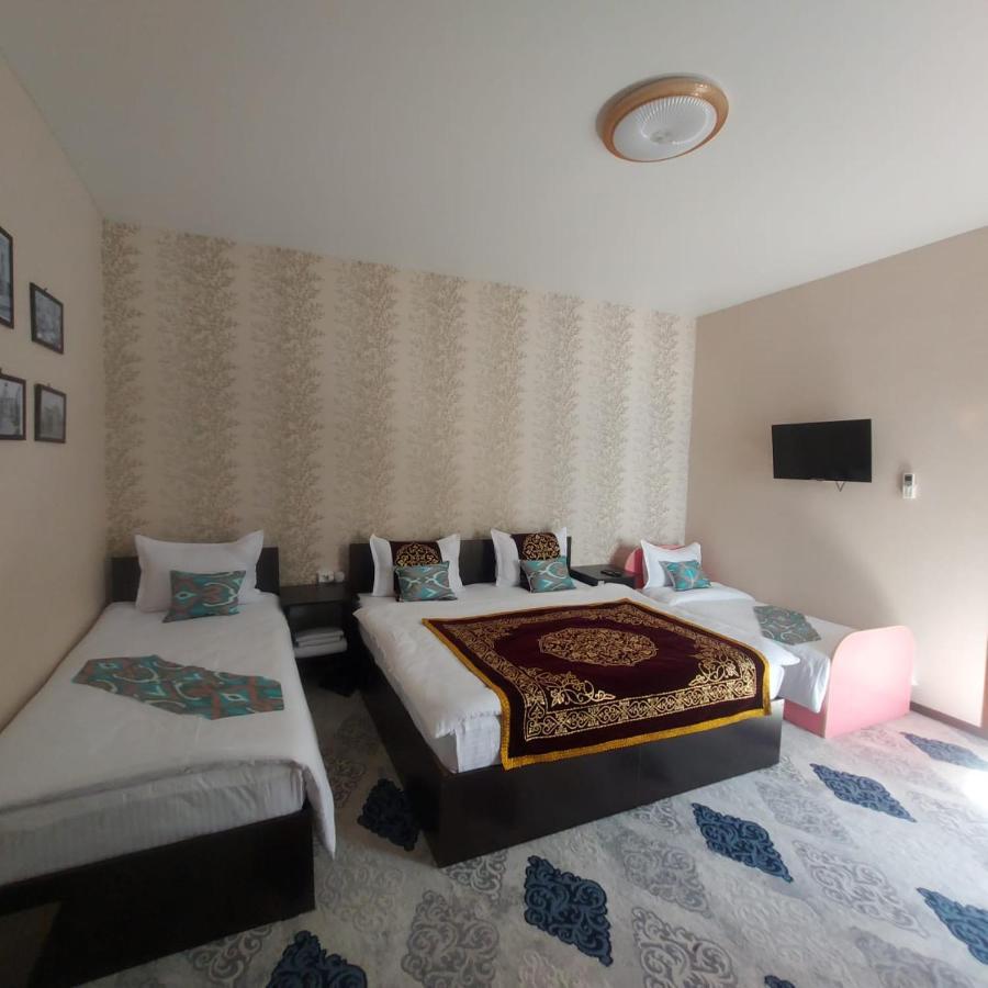 Old Safari Golden Location Guest House Buchara Buitenkant foto