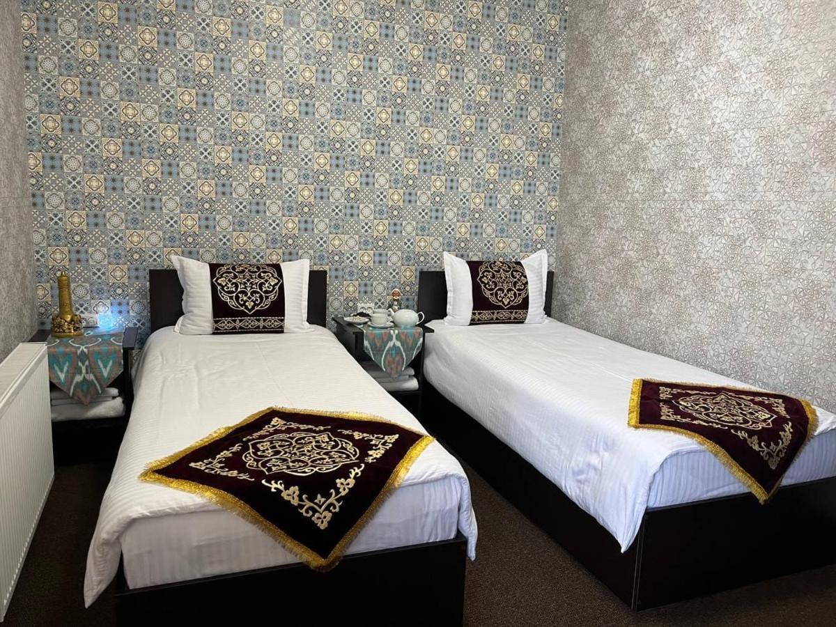 Old Safari Golden Location Guest House Buchara Buitenkant foto